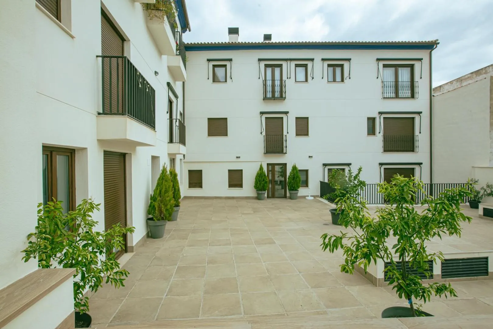 Apartamentos Turisticos Pilaria Jaen Apartment